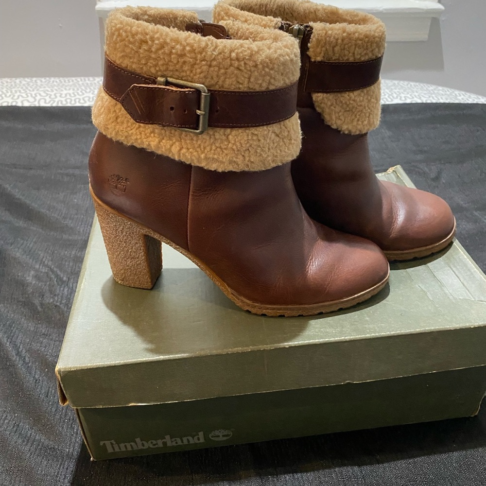 Shearling Timberland Booties